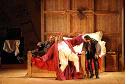 Recensione opera lirica Falstaff di Giuseppe Verdi al Teatro Farnese di Parma in occasione del Festival Verdi 2011