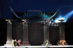 La reggia di Turandot nella Turandot di Giacomo Puccini al Festival Puccini di Torre del lago 2009 - Foto di Aldo Umicini per gentile concessione del Festival Puccini